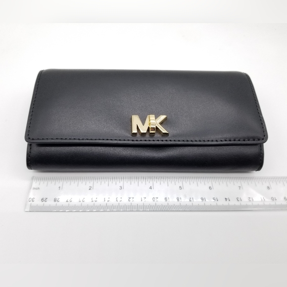 NWT Michael Kors Black Large Travel Carryall Leather Wallet Billfold Coin - Picture 5 of 13